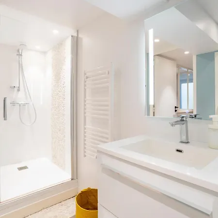 Le Pied-a-terre - A 200m דירה *